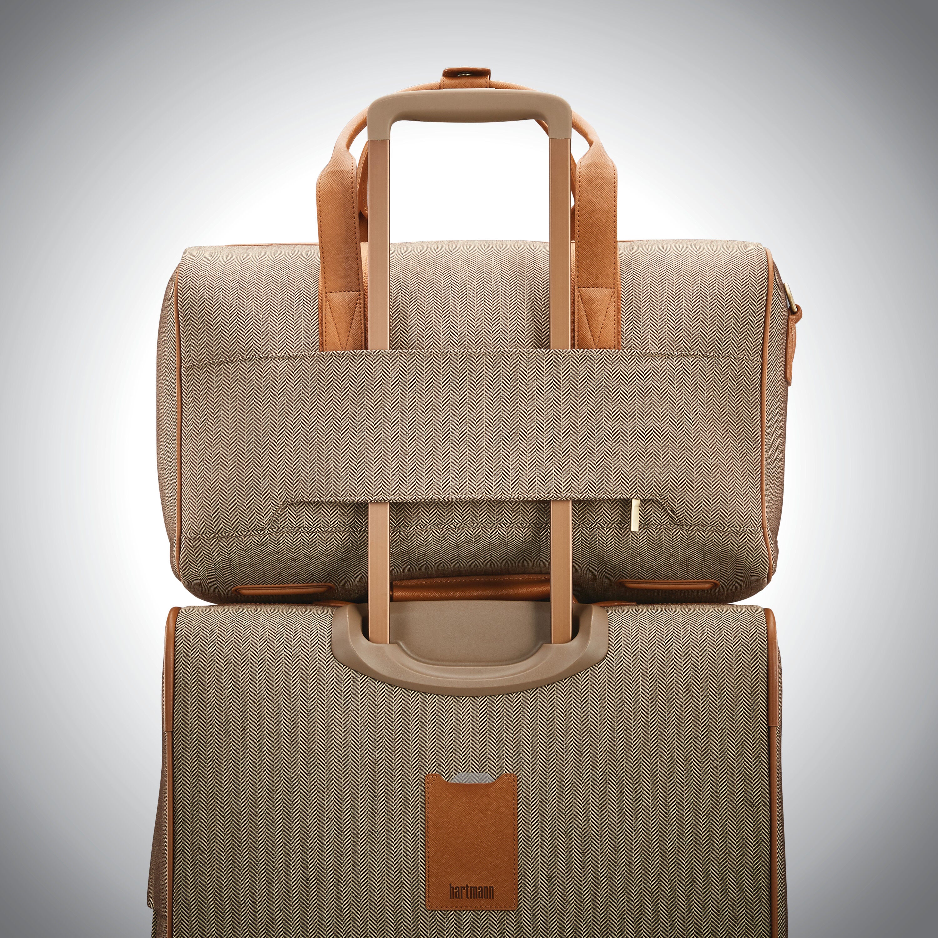 Hartmann weekender top