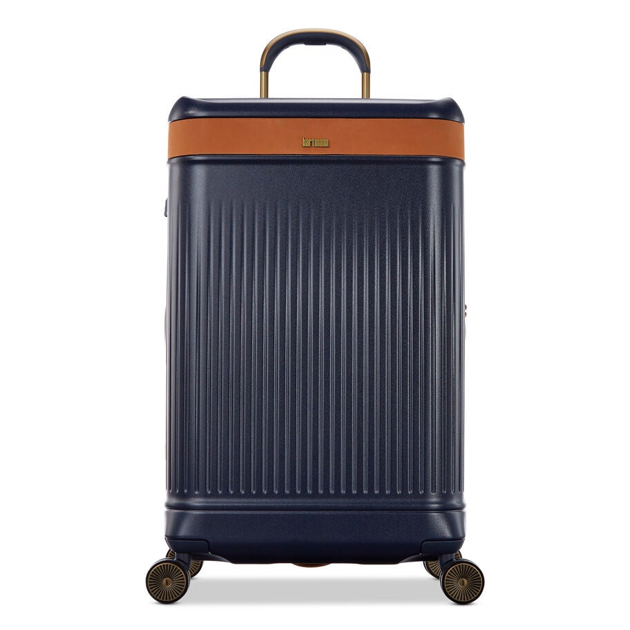 Reserve Medium Trunk in the color Midnight Navy. image number 5