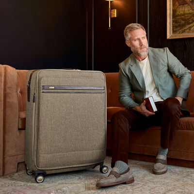 Tweed Extended Journey in the color .