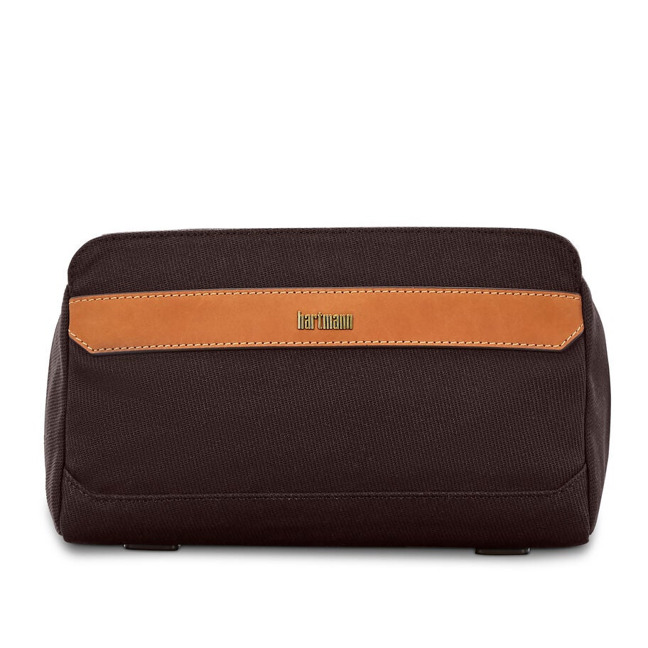 Reserve Travel Kit in the color Oak. image number 3
