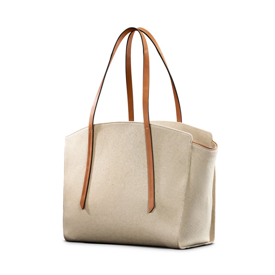Reserve Carryall Tote in the color Ecru. image number 6