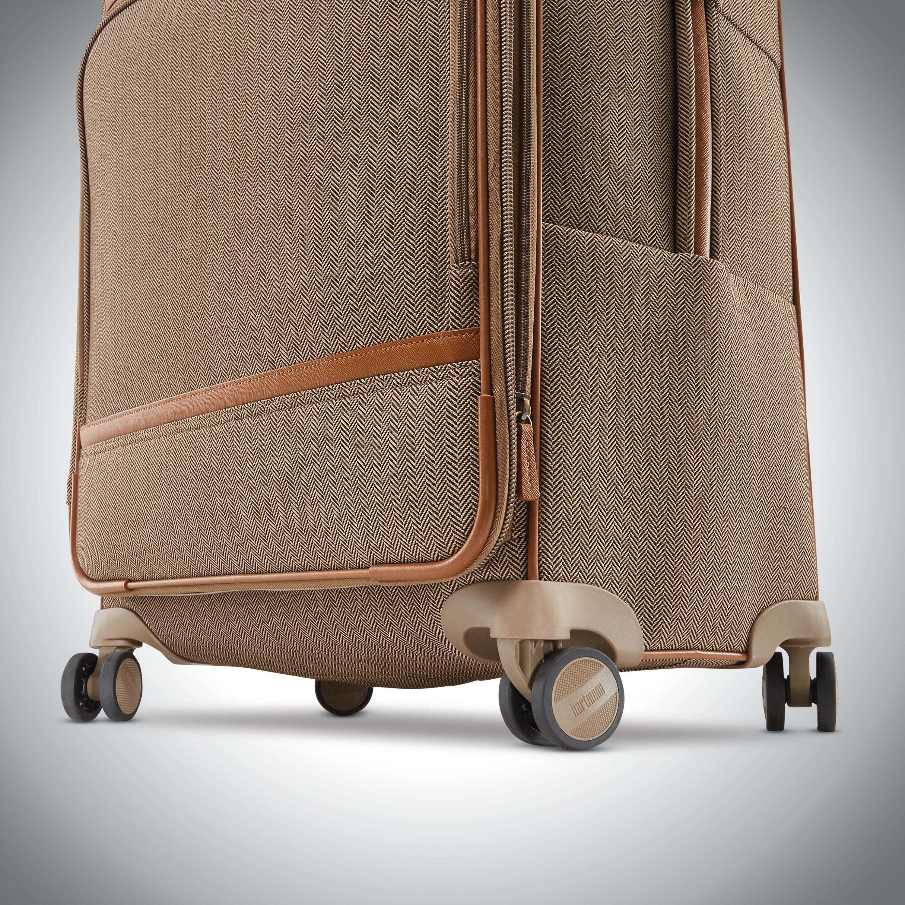 Herringbone Deluxe Extended Journey—craftsmanship in motion | Hartmann