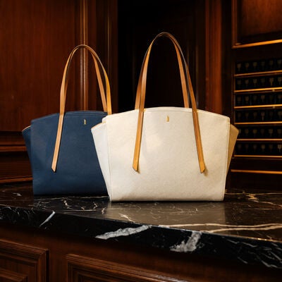 Reserve Carryall Tote in the color .