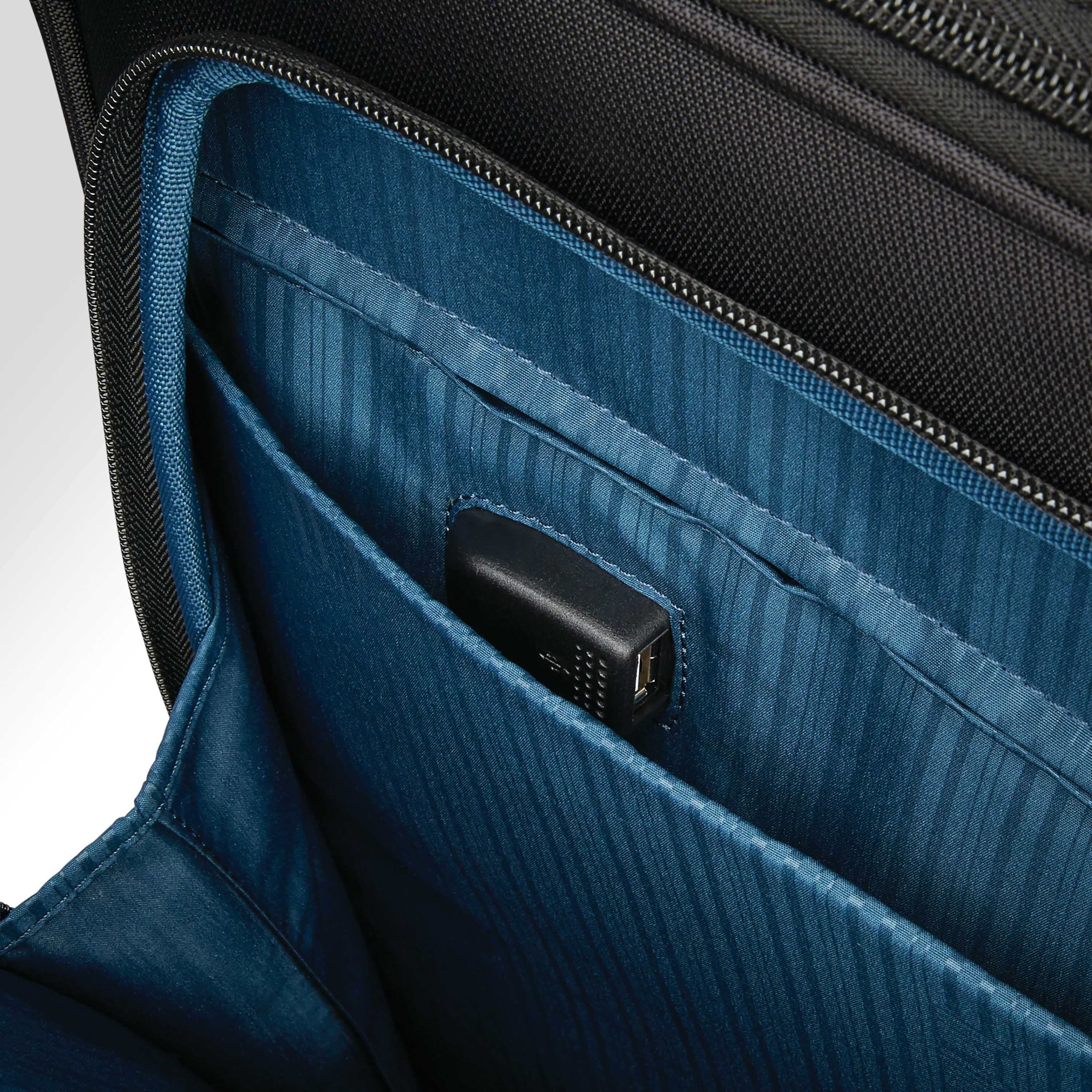 Hartmann Metropolitan 2 Global Carry On Expandable Spinner