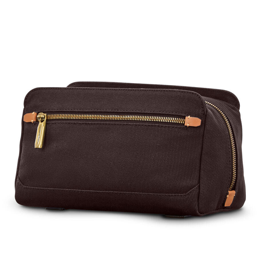 Reserve Travel Kit in the color Oak. image number 2