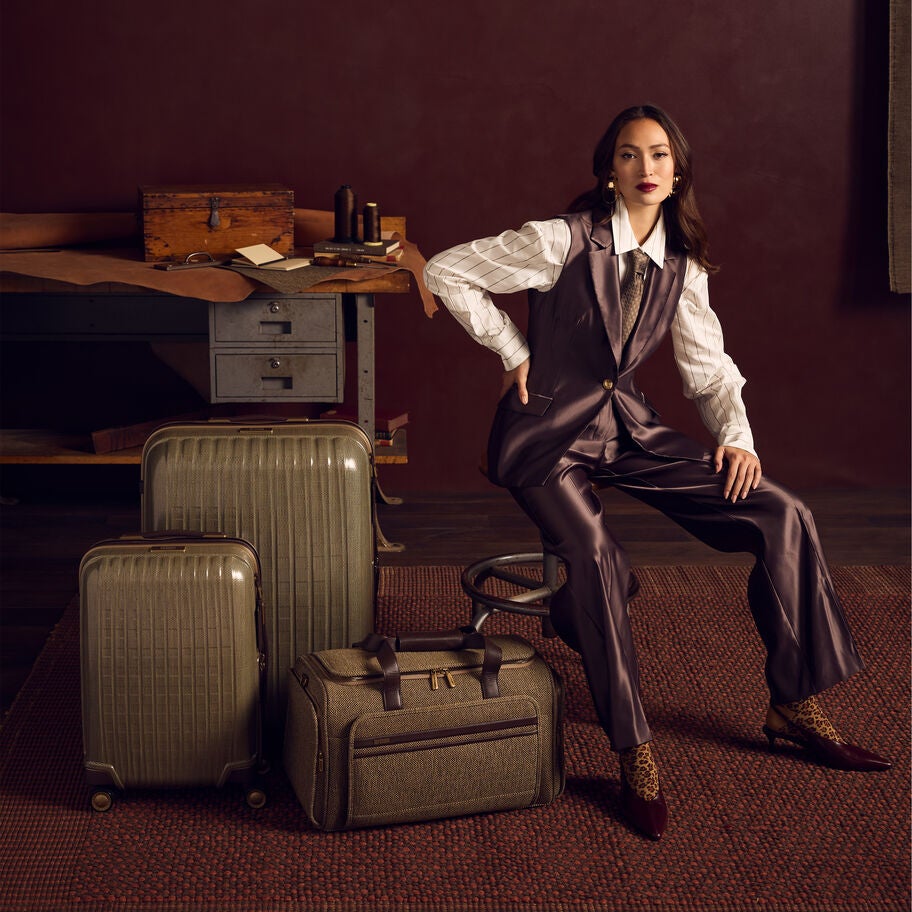 Tweed Travel Duffel in the color Tweed/Natural Leather. image number 9