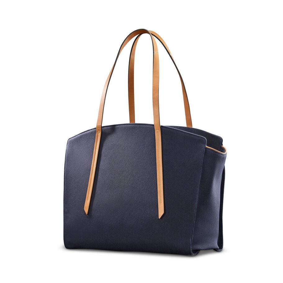 Reserve Carryall Tote in the color Midnight Navy. image number 6
