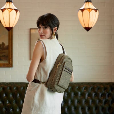 Tweed Sling Bag in the color Tweed/Natural Leather.