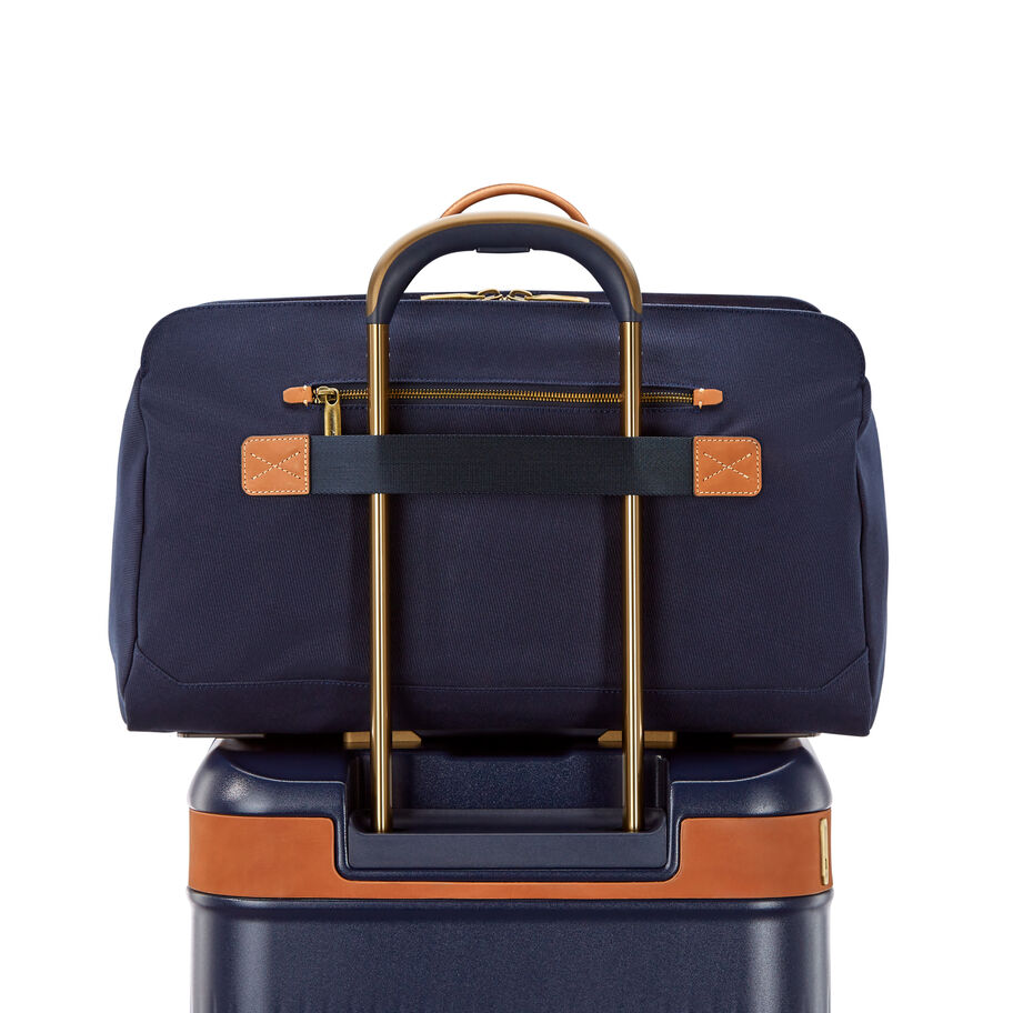 Reserve Weekender Duffel in the color Midnight Navy. image number 3