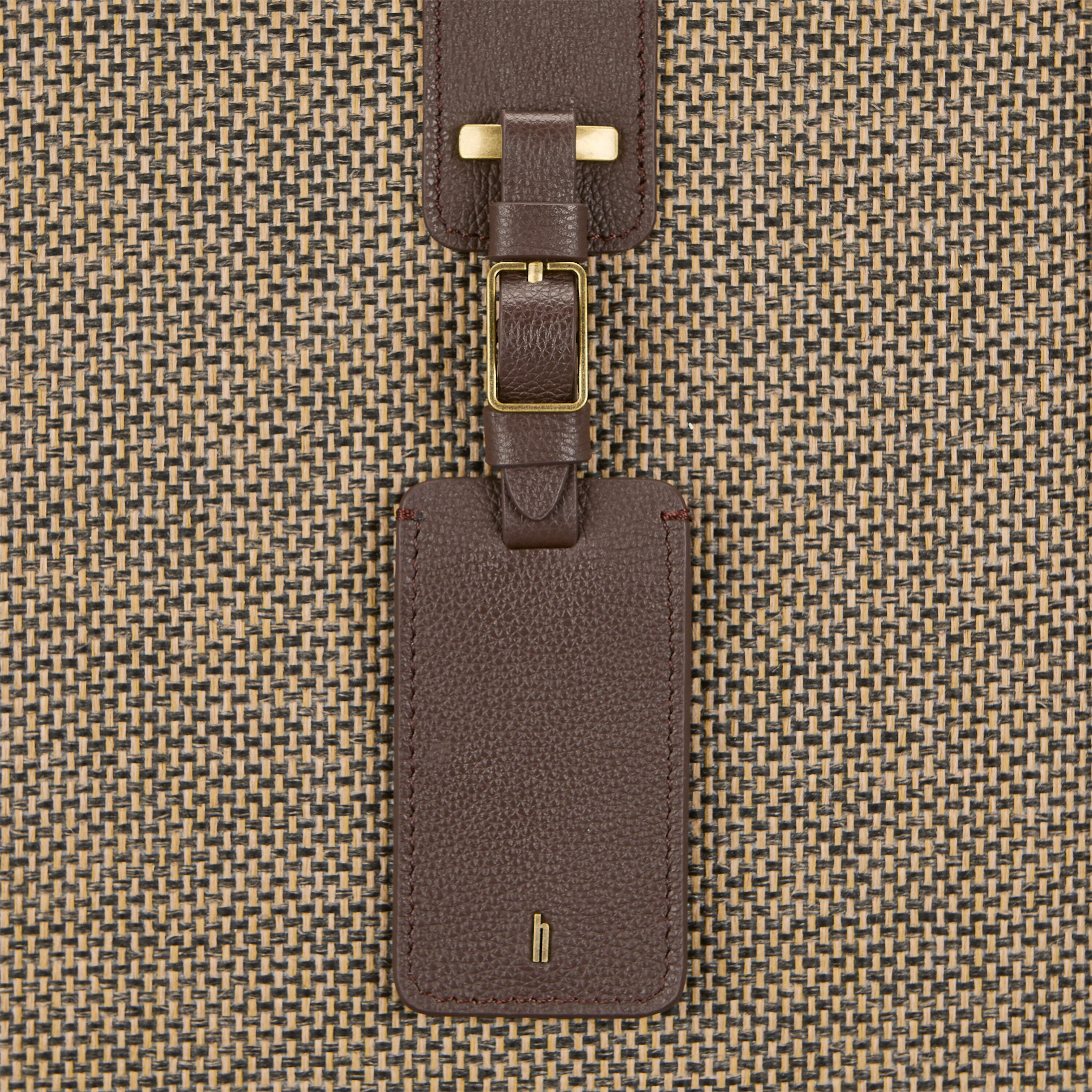 Tweed Extended Journey: distinctive checked luggage | Hartmann