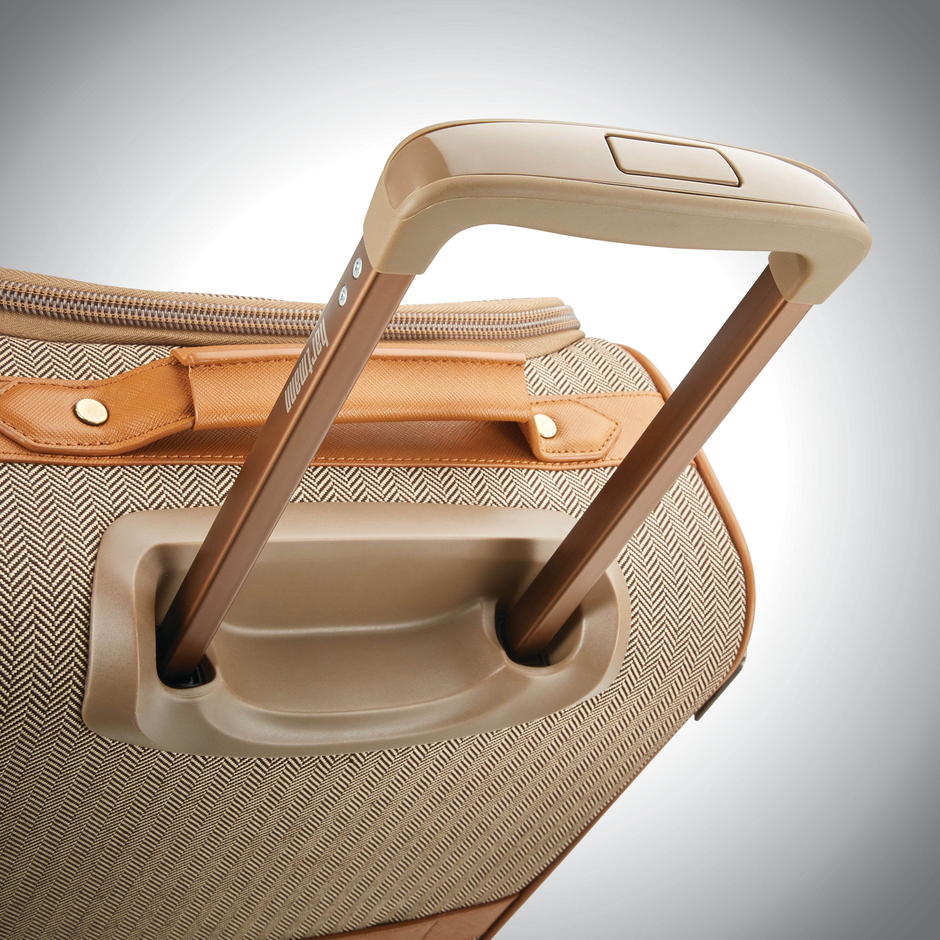 Hartmann herringbone deluxe deals underseat carry on spinner