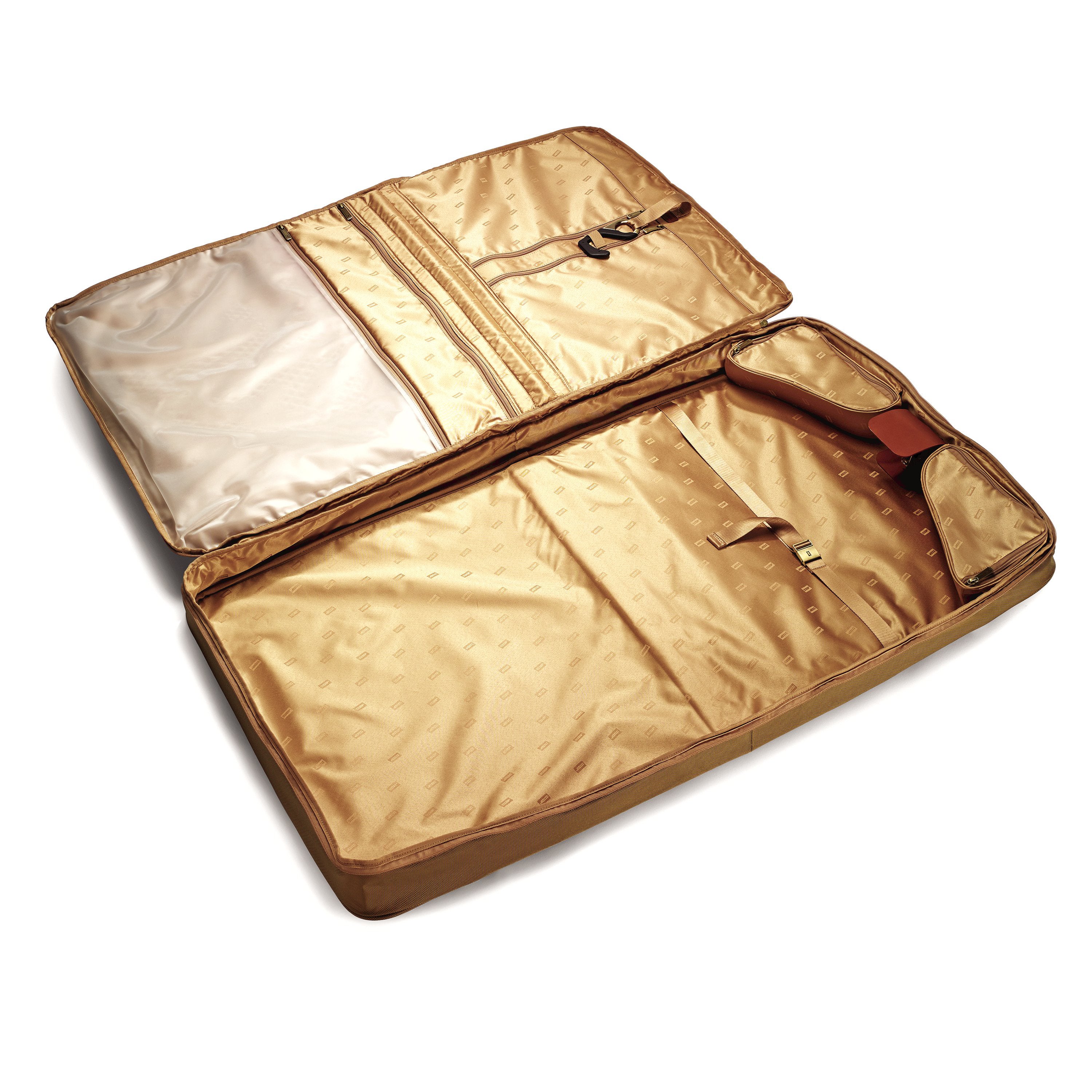 Hartmann Intensity Belting Garment Bag